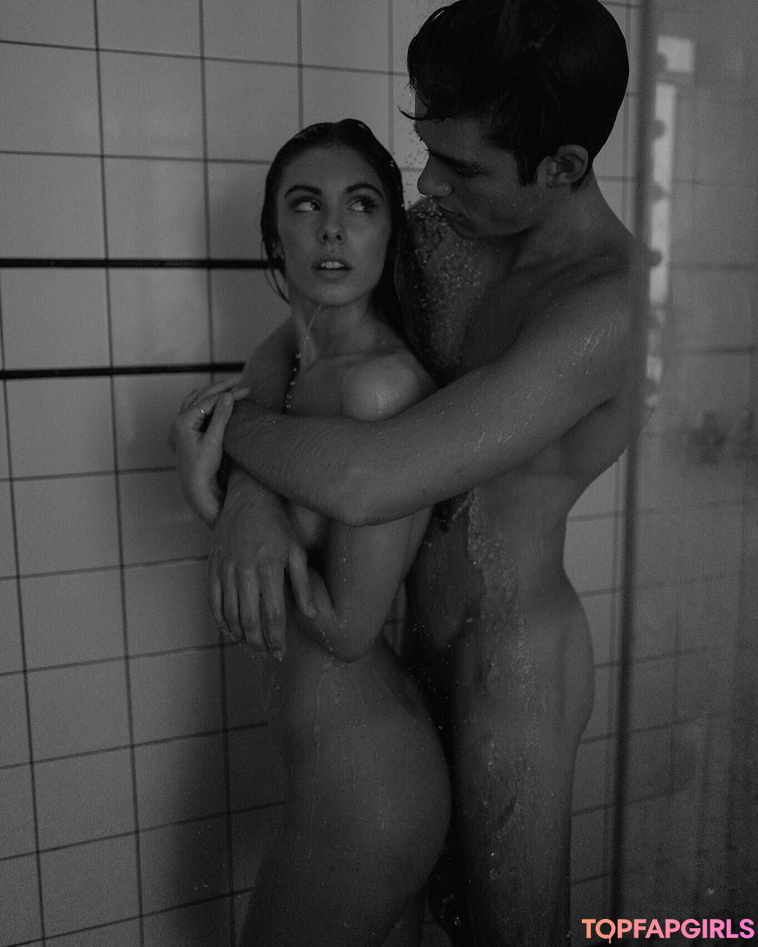 Foto di nudo di fuga di OnlyFans di Carmella Rose #17