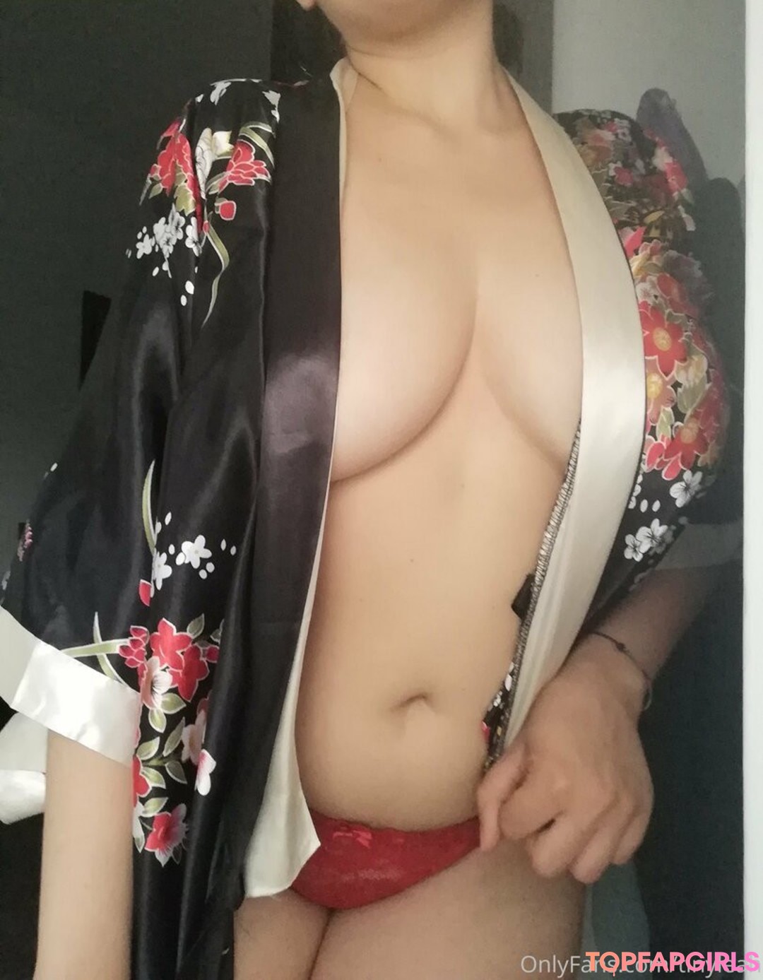 Foto di nudo di fuga di OnlyFans di Tinyleah #206