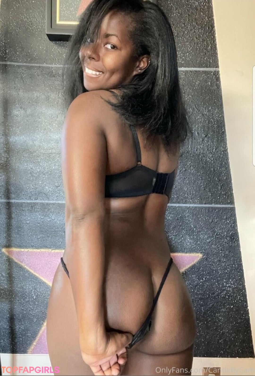 Foto di nudo di fuga di OnlyFans di Camille W #334