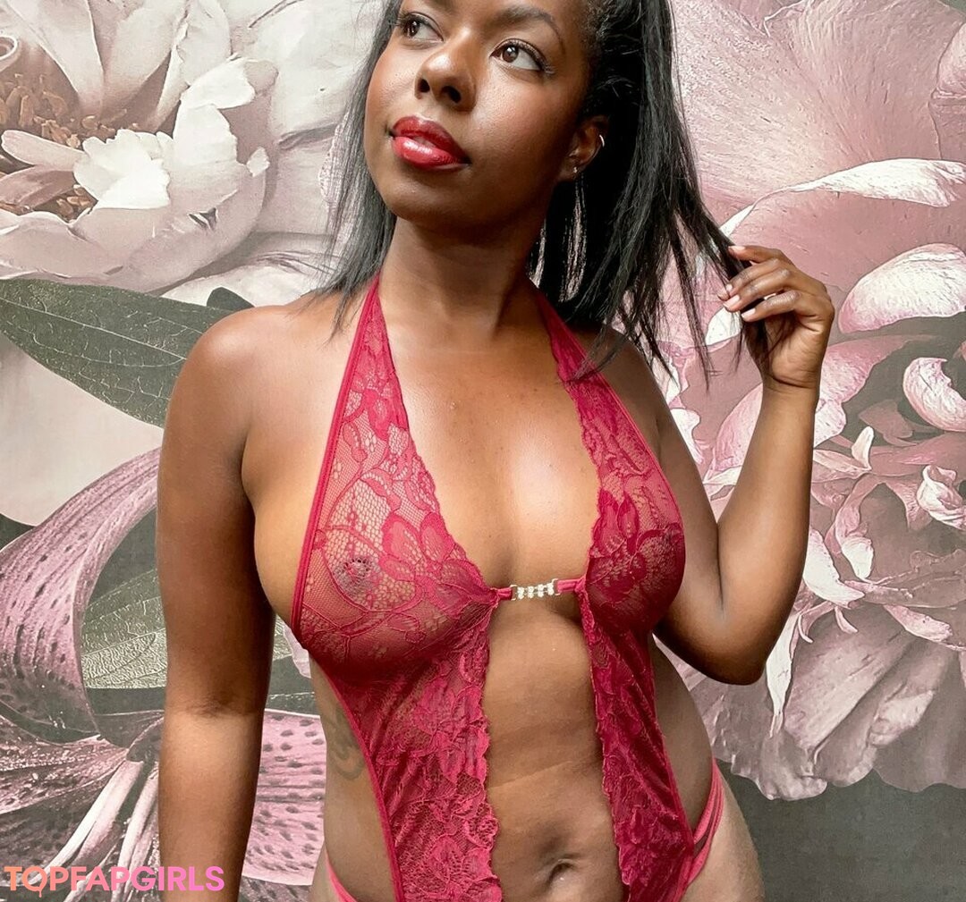 Foto di nudo di fuga di OnlyFans di Camille W #390