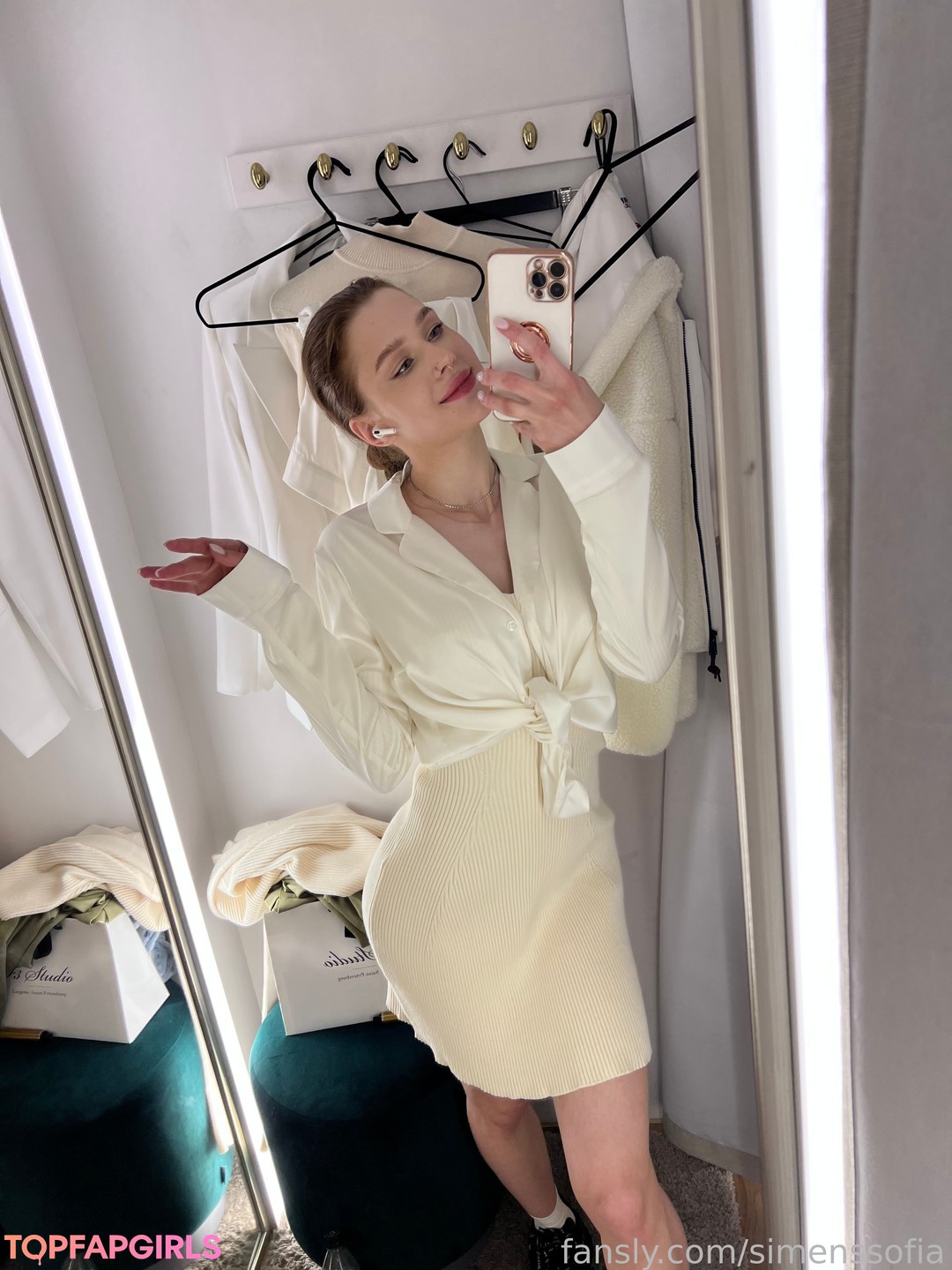 Foto di nudo di fuga di OnlyFans di Simens Sofia #730