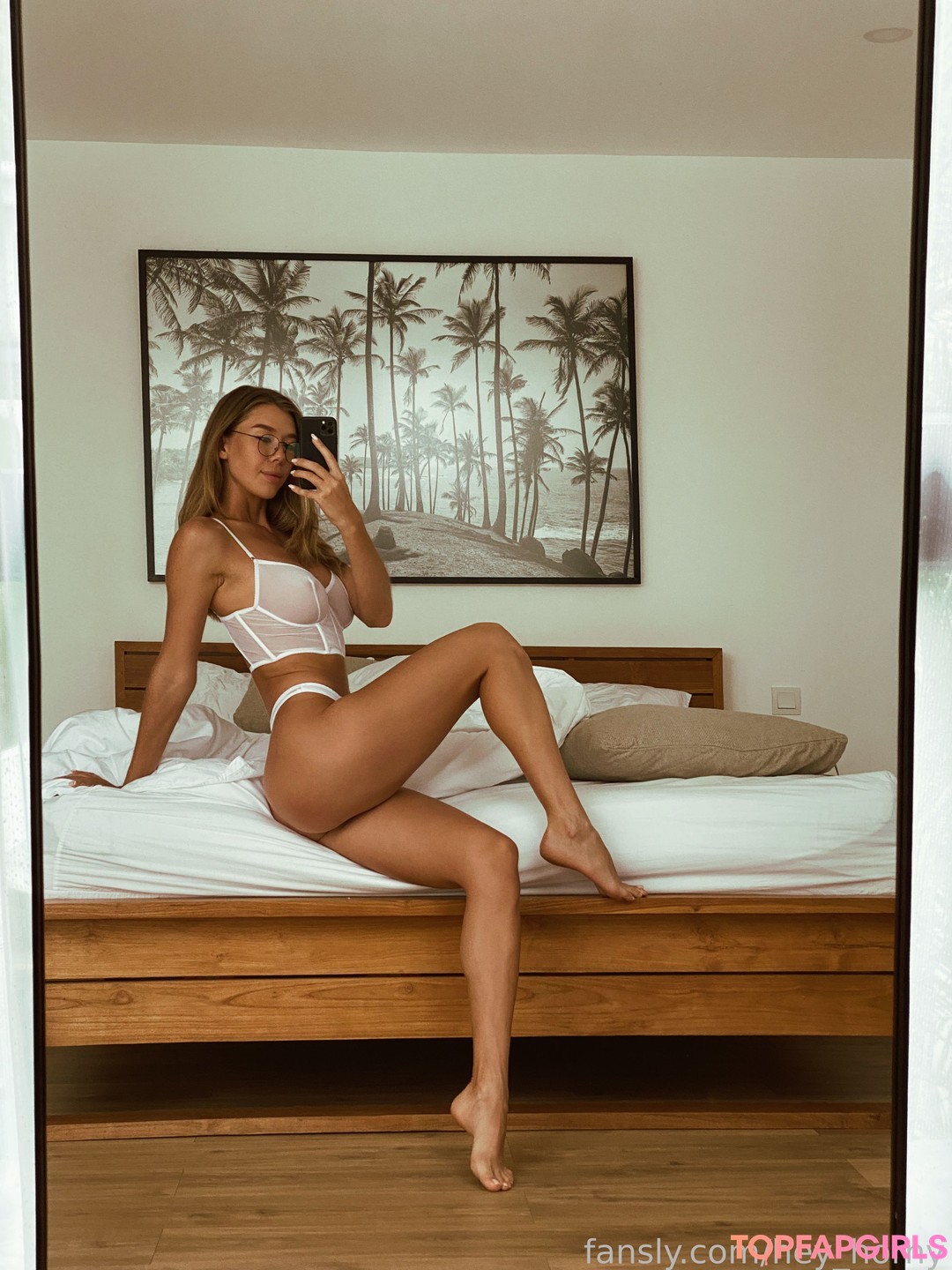 Foto di nudo di fuga di OnlyFans di Mira #338