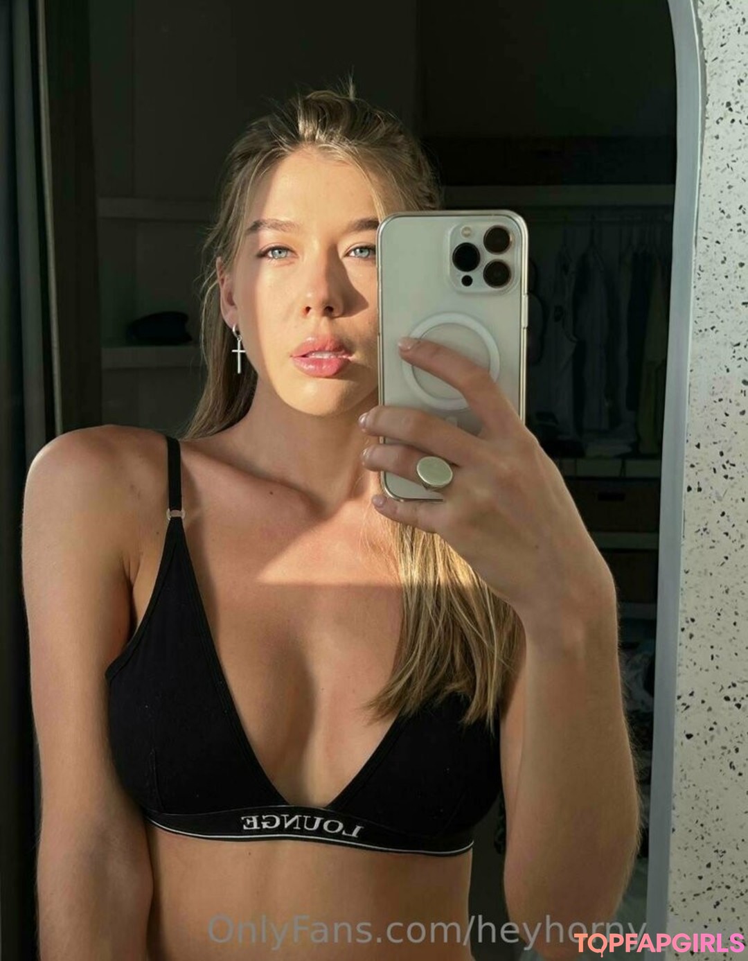 Foto di nudo di fuga di OnlyFans di Mira #509