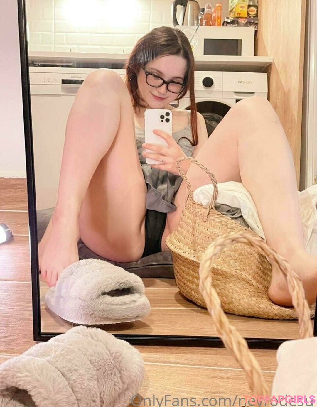 Foto di nudo di fuga di OnlyFans di Neyrodesu #2260