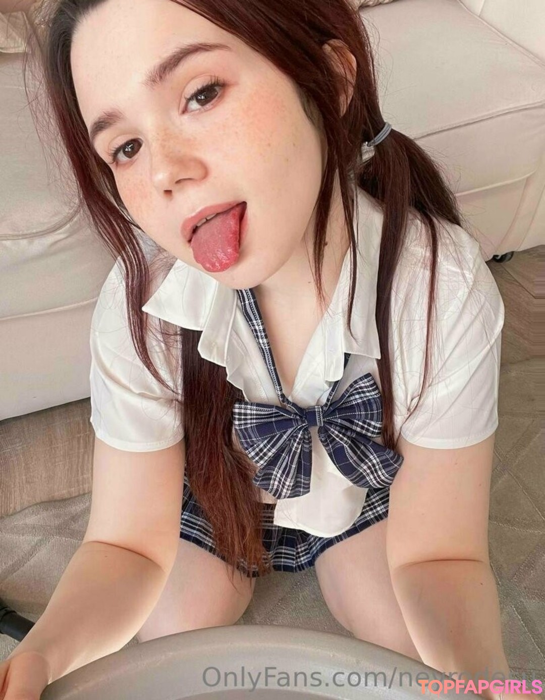 Foto di nudo di fuga di OnlyFans di Neyrodesu #2377