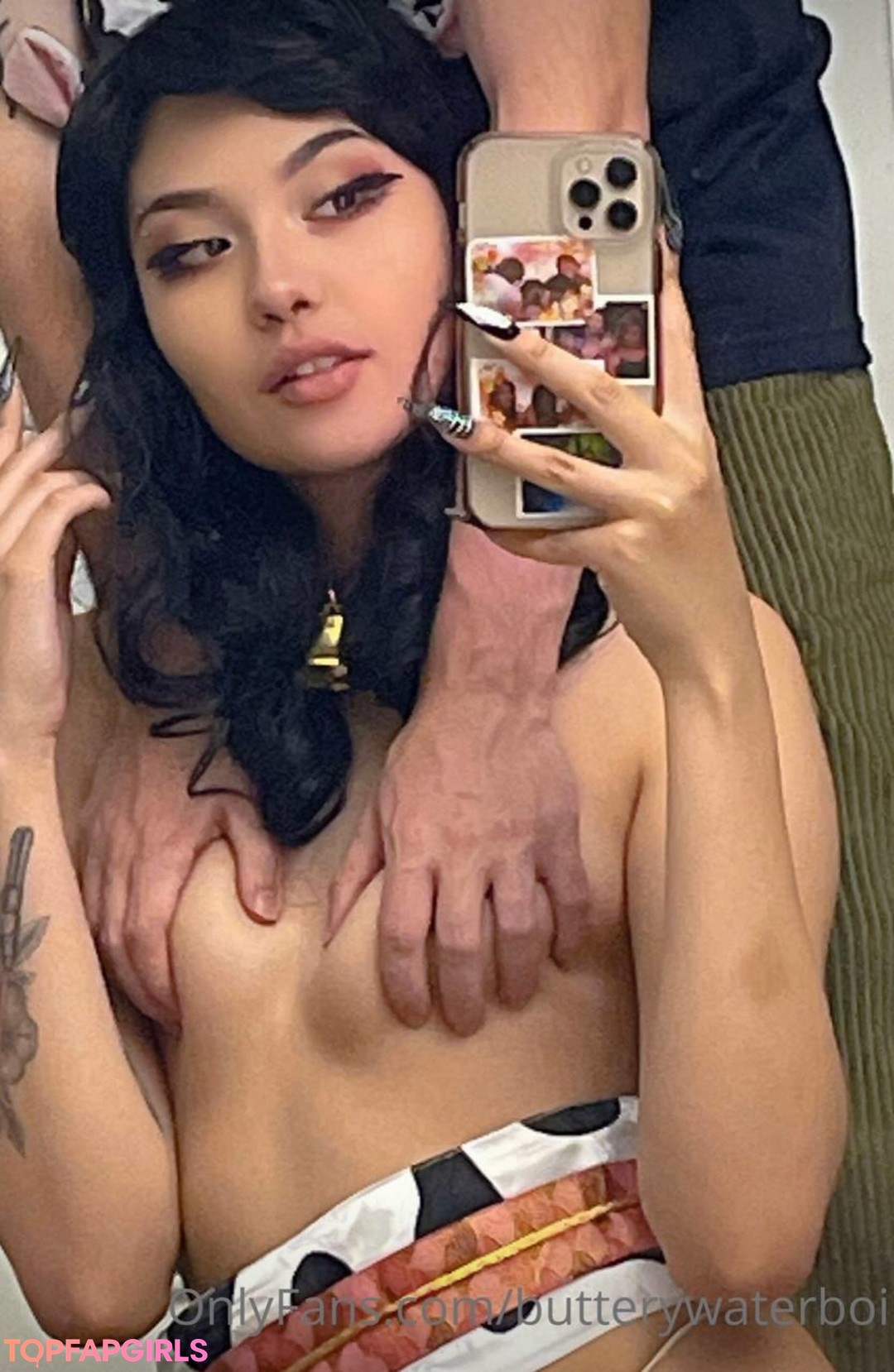 Foto di nudo di fuga di OnlyFans di Emi Bunny #575