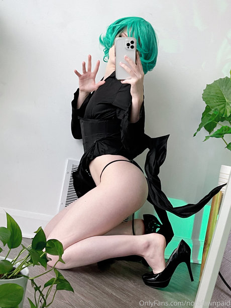 Foto di nudo di fuga di OnlyFans di Norafawn
