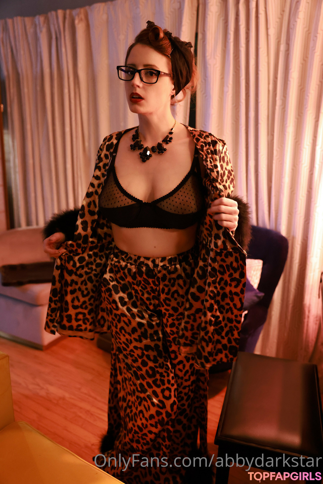 Foto di nudo di fuga di OnlyFans di Abby Dark Star #553