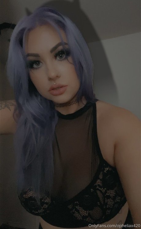Foto di nudo di fuga di OnlyFans di Ophelia O