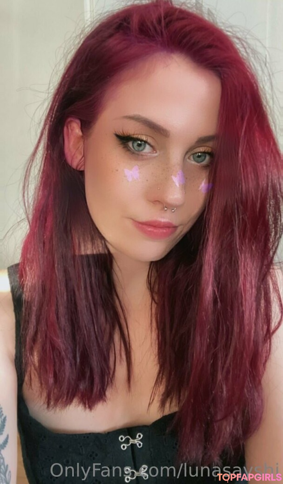 Foto di nudo di fuga di OnlyFans di Lunasayshi #26