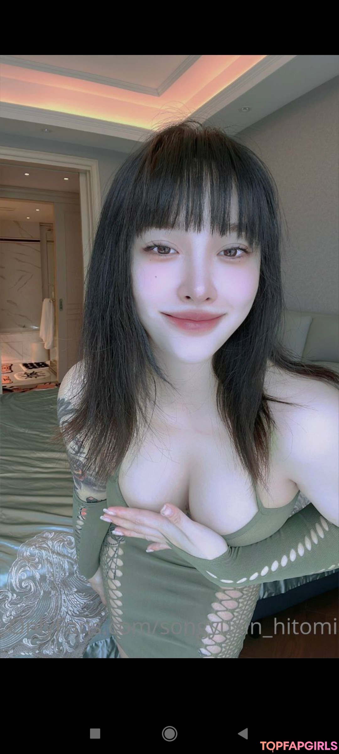 Foto di nudo di fuga di OnlyFans di Hitomi Songyuxin #277