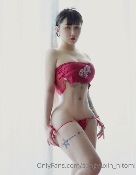 Hitomi Songyuxin
