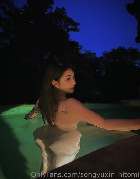 Hitomi Songyuxin