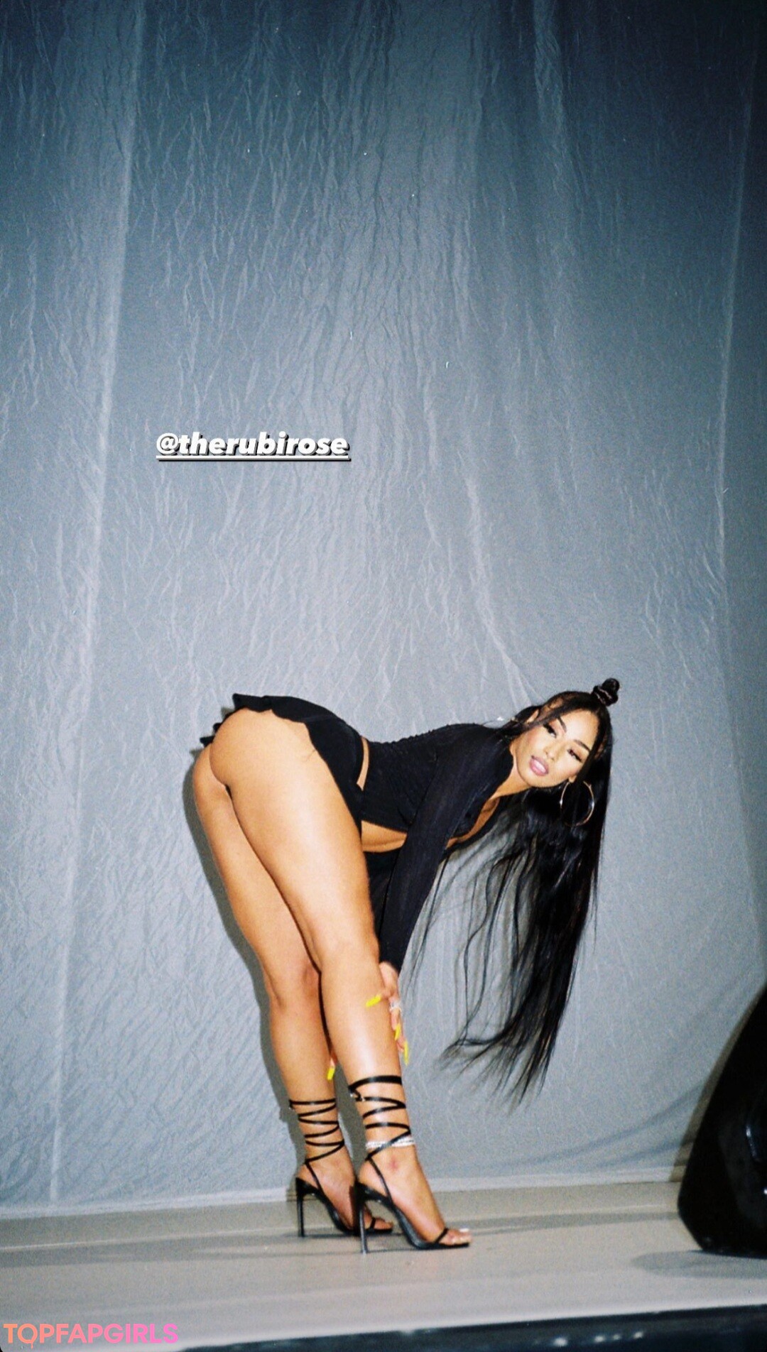 Foto di nudo di fuga di OnlyFans di Rubixrose #42
