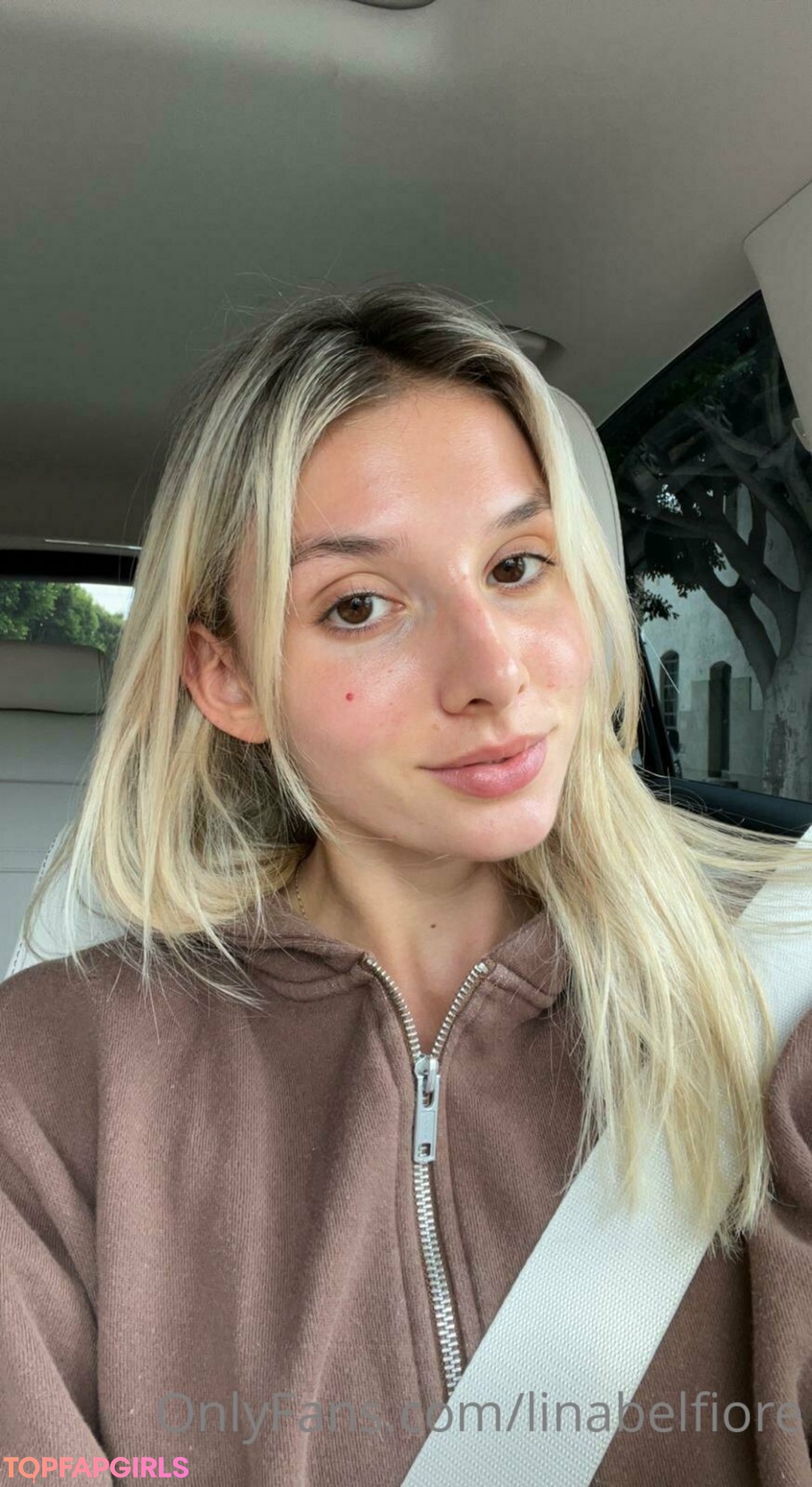 Foto di nudo di fuga di OnlyFans di Lina Belfiore #586