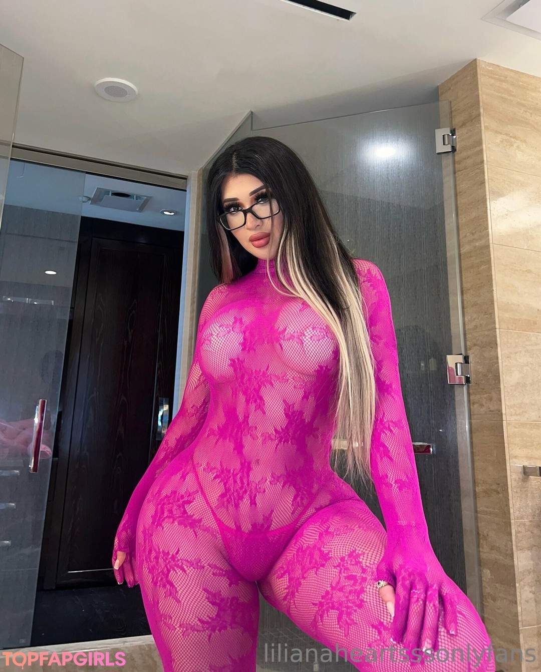 Foto di nudo di fuga di OnlyFans di Lilianaheartsss #674