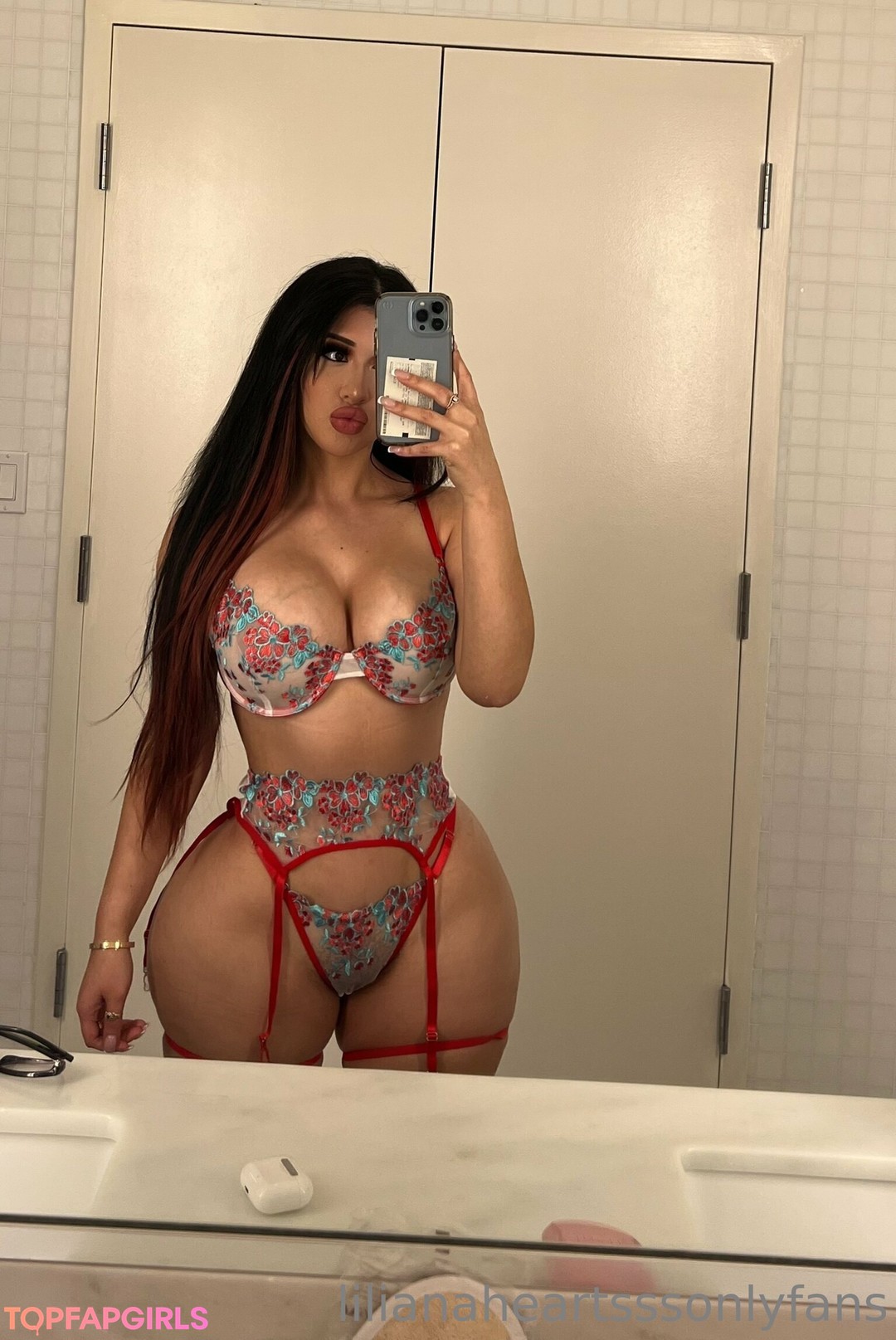 Foto di nudo di fuga di OnlyFans di Lilianaheartsss #359