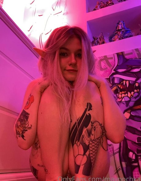 Foto di nudo di fuga di OnlyFans di Mavpochka