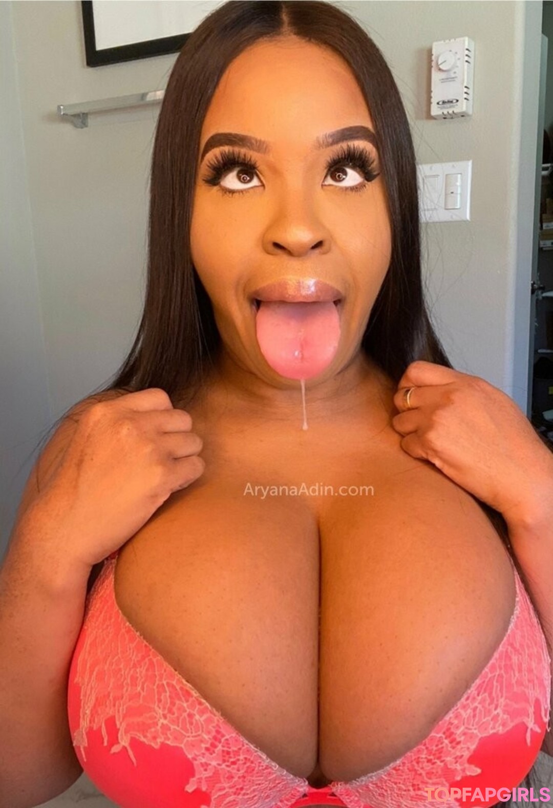 Foto di nudo di fuga di OnlyFans di Aryana #151