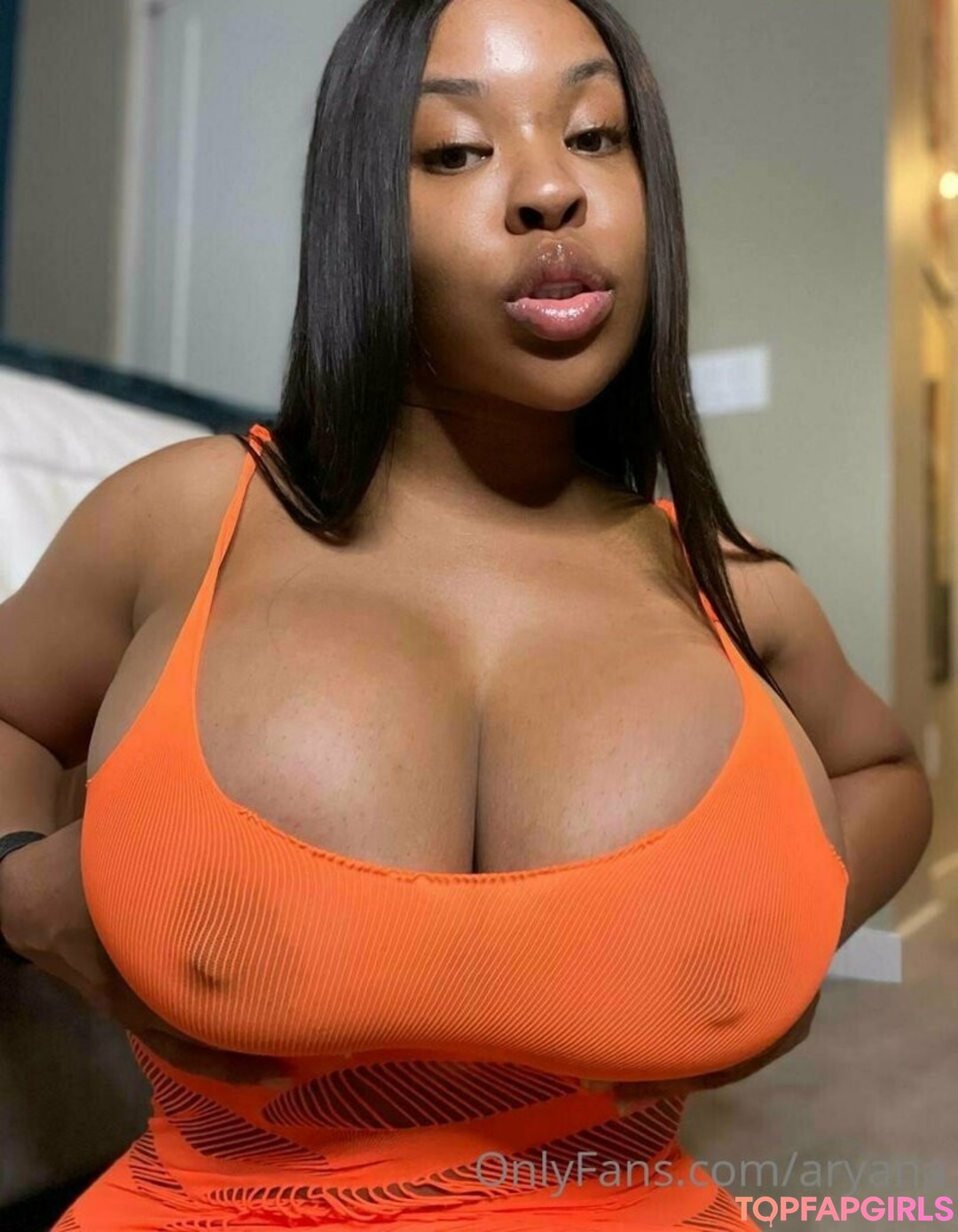 Foto di nudo di fuga di OnlyFans di Aryana #313