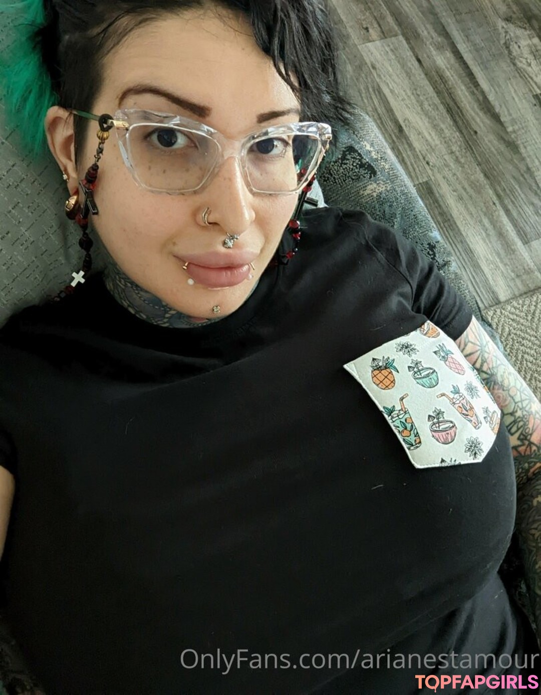 Foto di nudo di fuga di OnlyFans di Ariane Saint Amour #2108