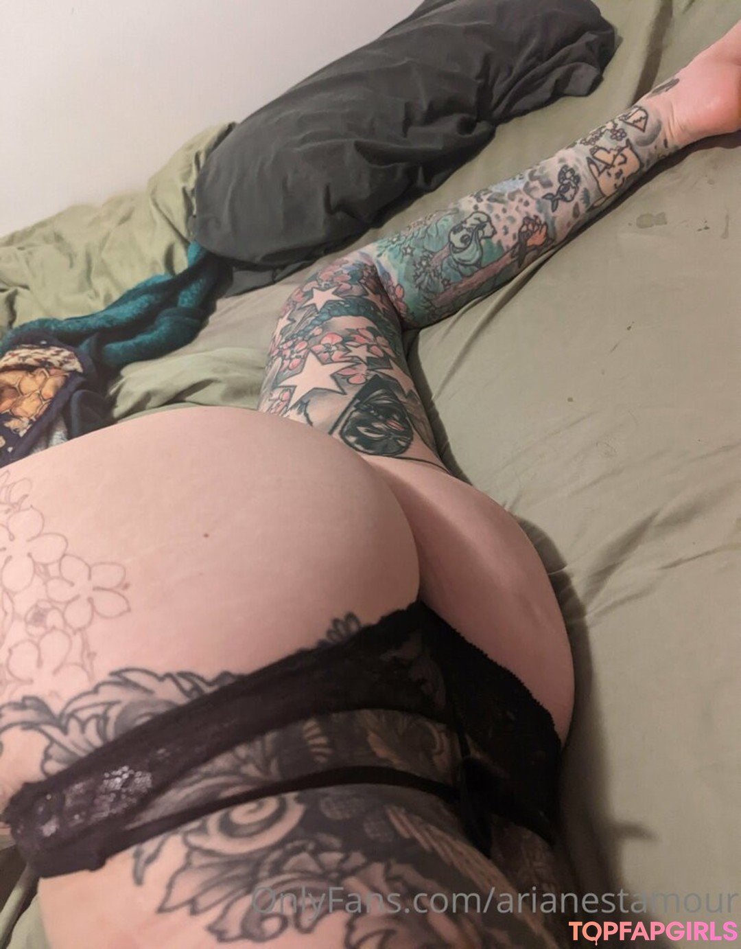 Foto di nudo di fuga di OnlyFans di Ariane Saint Amour #2177