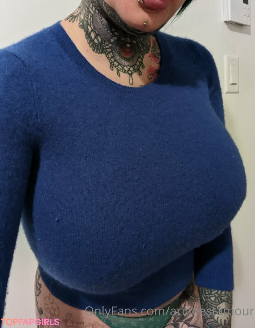 Foto di nudo di fuga di OnlyFans di Ariane Saint Amour #2201
