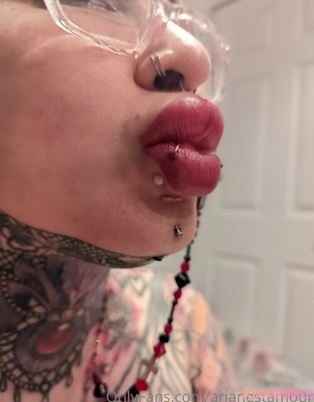 Foto di nudo di fuga di OnlyFans di Ariane Saint Amour #2222