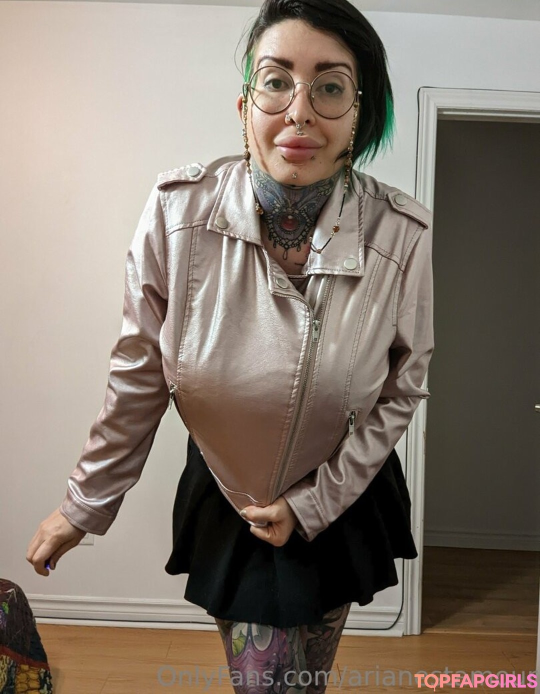 Foto di nudo di fuga di OnlyFans di Ariane Saint Amour #2489