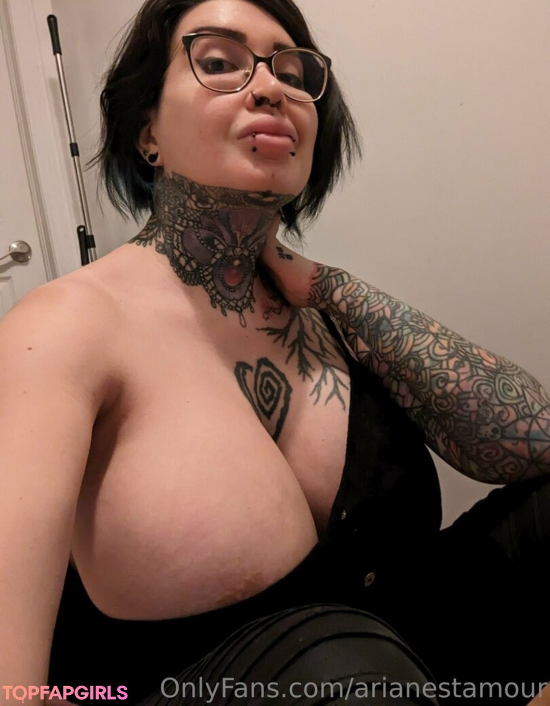 Foto di nudo di fuga di OnlyFans di Ariane Saint Amour #2928