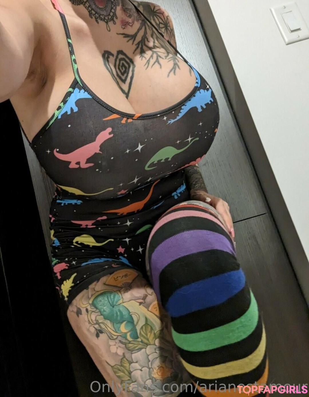 Foto di nudo di fuga di OnlyFans di Ariane Saint Amour #2991