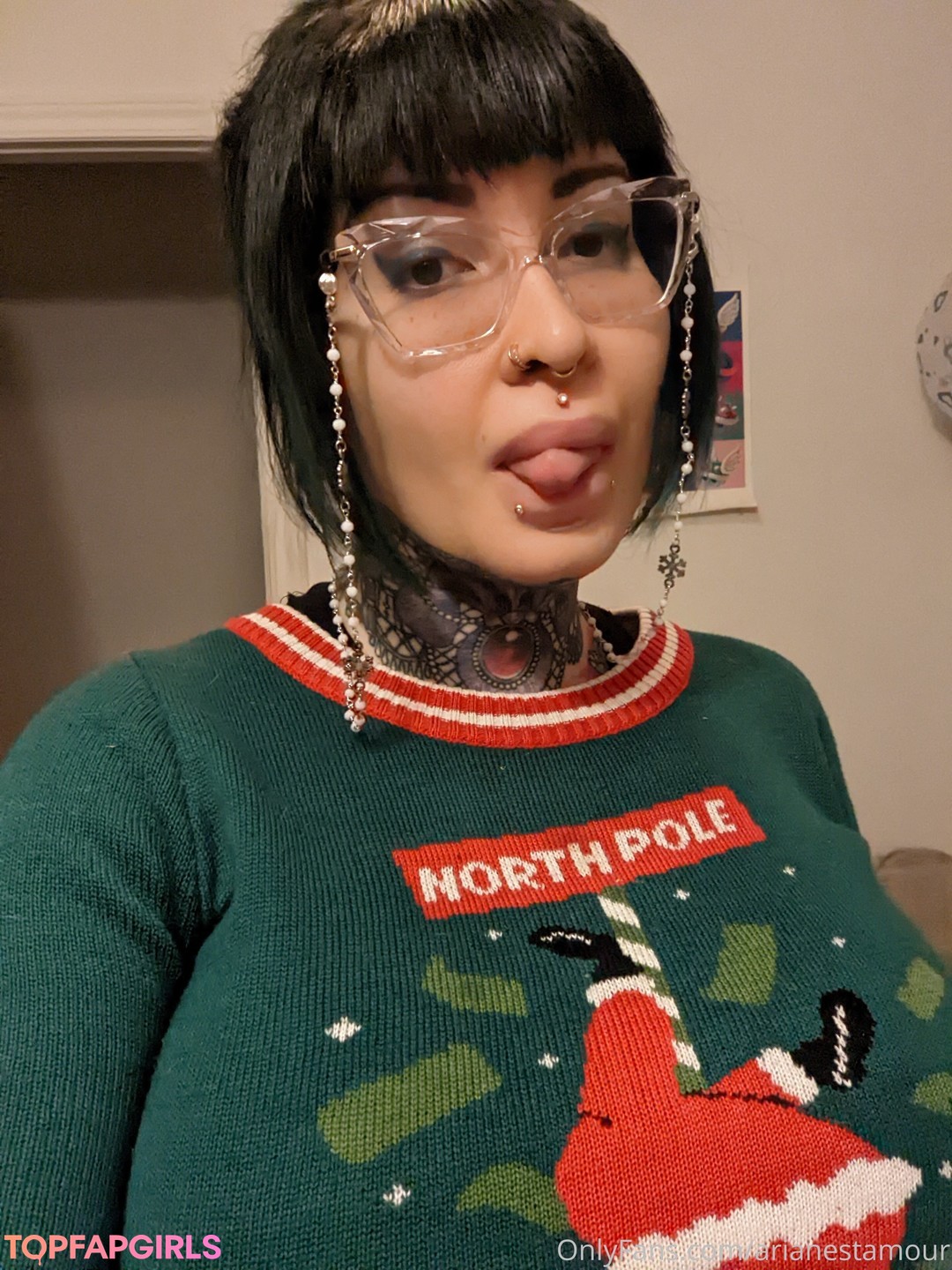 Foto di nudo di fuga di OnlyFans di Ariane Saint Amour #754