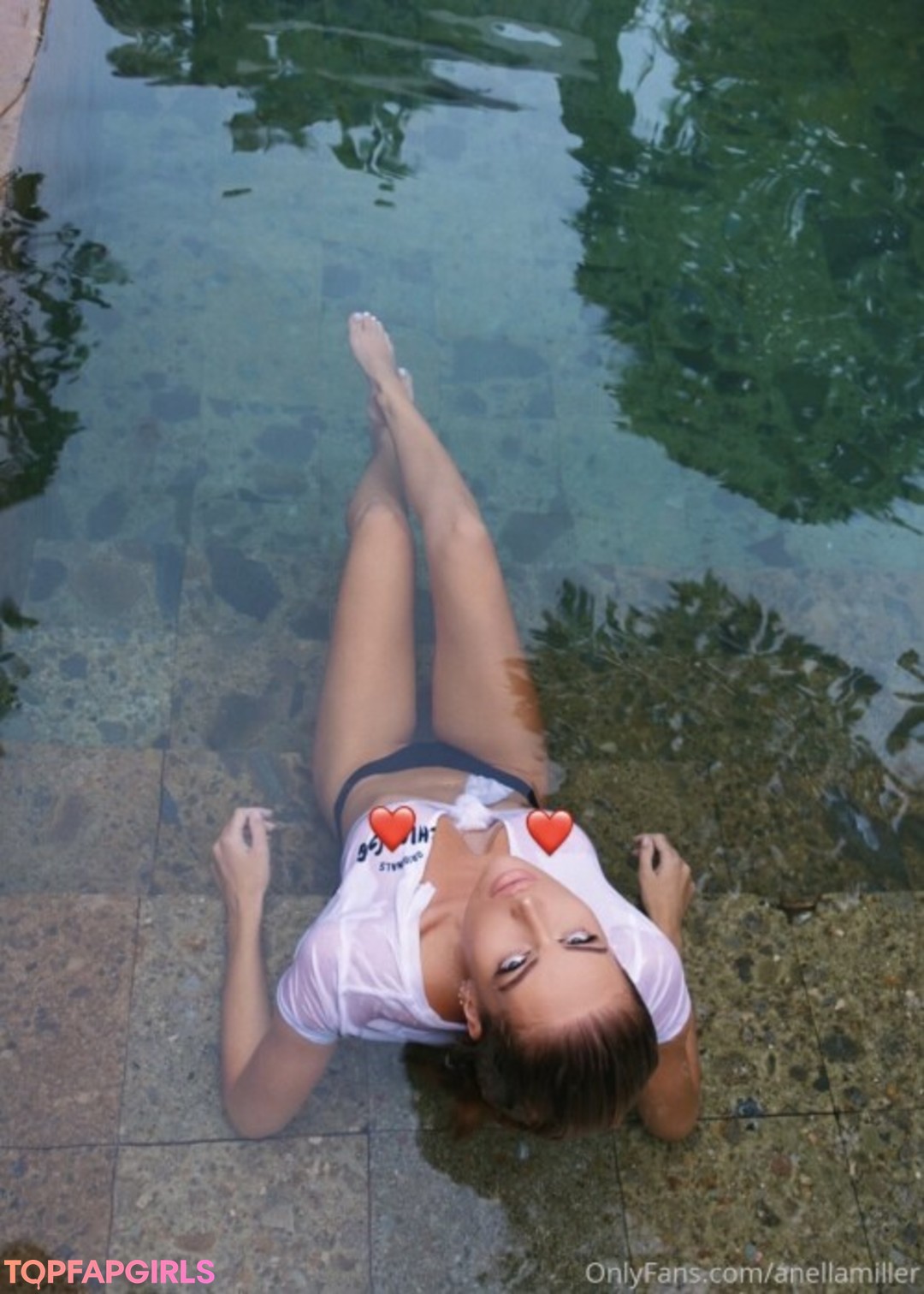 Foto di nudo di fuga di OnlyFans di Anella Miller #5