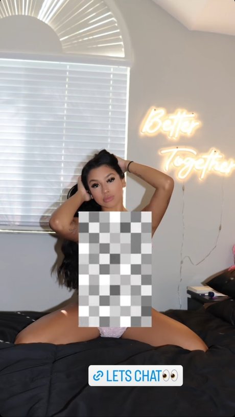 Foto di nudo di fuga di OnlyFans di Sariixo