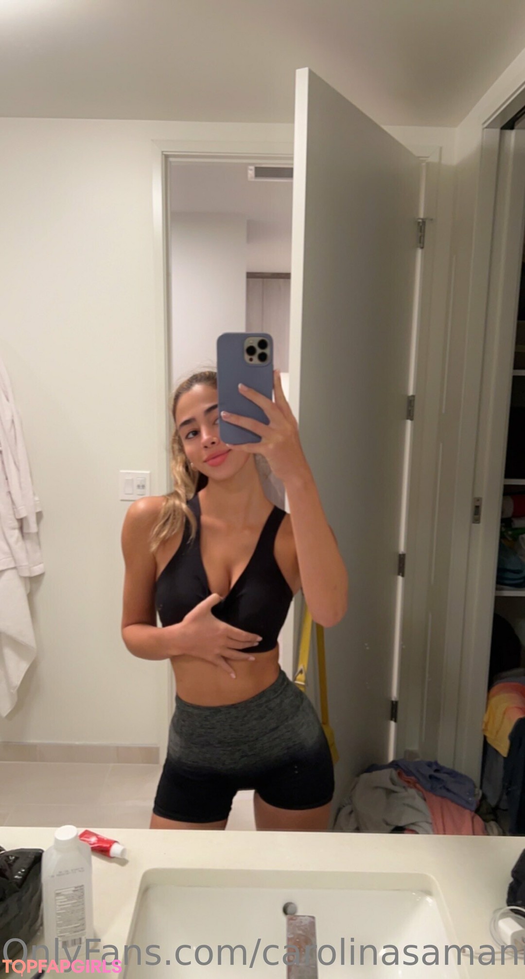 Foto di nudo di fuga di OnlyFans di Carolina Samani #57