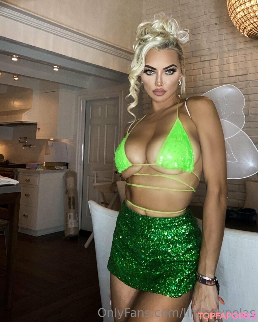 Foto di nudo di fuga di OnlyFans di Lindsey Pelas #458