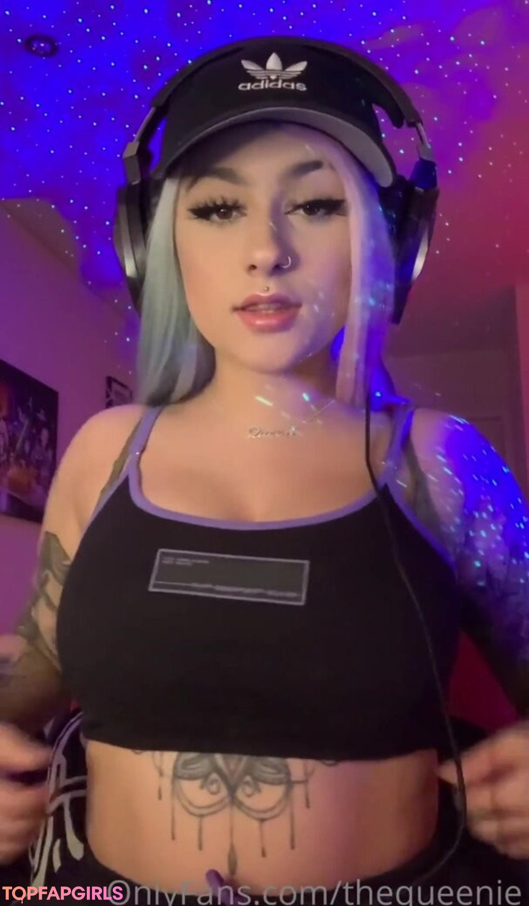 Foto di nudo di fuga di OnlyFans di Thequeenie #181