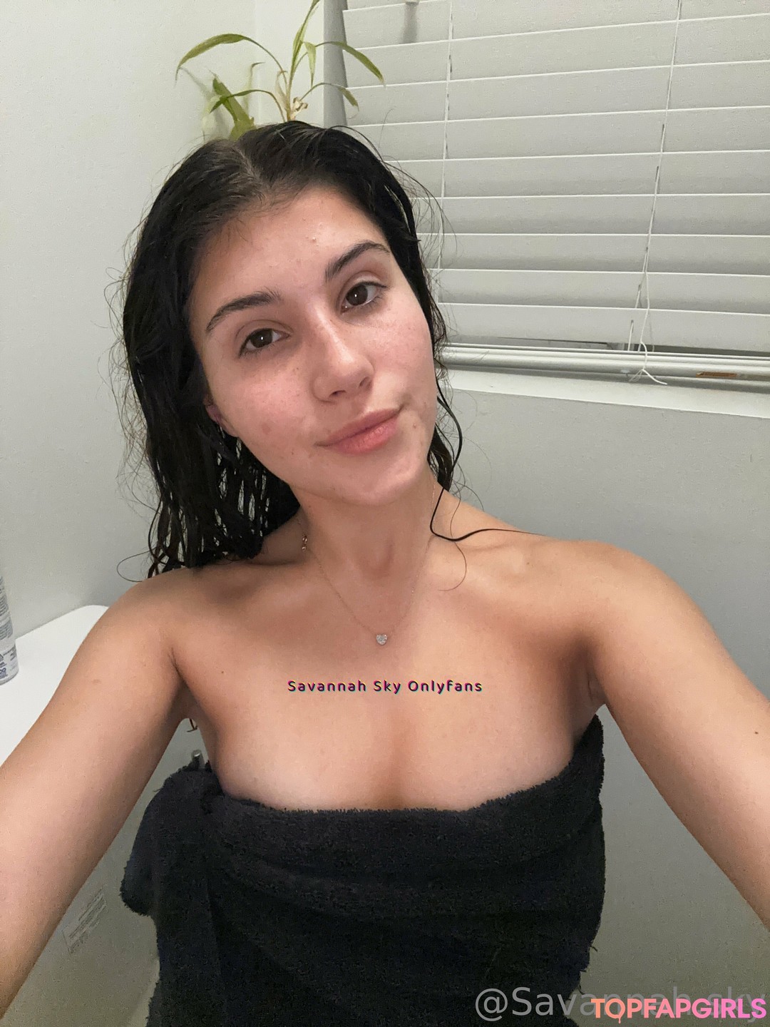 Foto di nudo di fuga di OnlyFans di Rhiana Tokarz #86