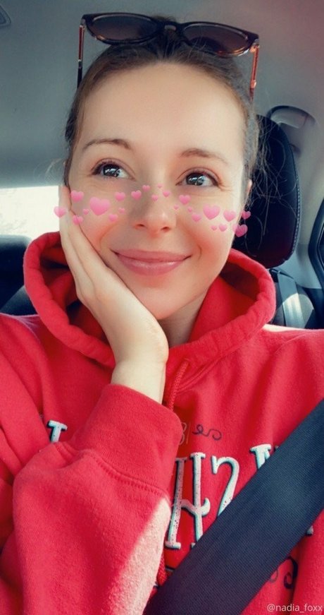 Nadia Foxx