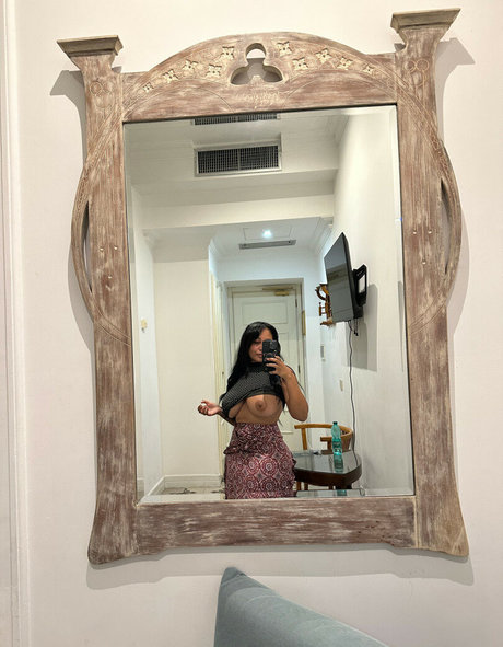 Foto di nudo di fuga di OnlyFans di Emily Cheree