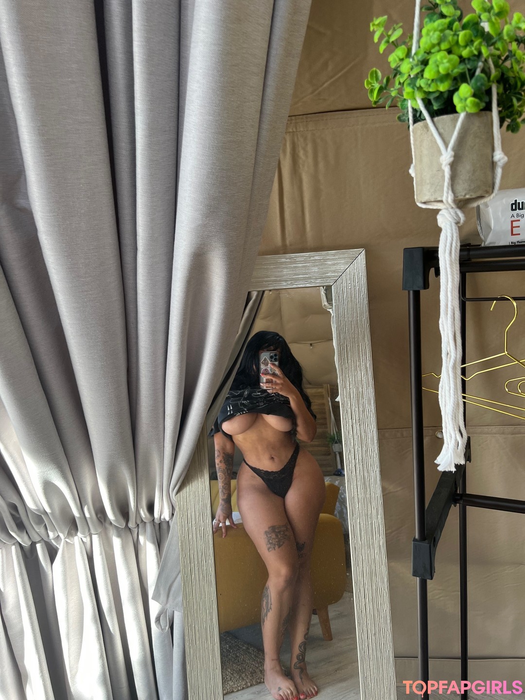 Foto di nudo di fuga di OnlyFans di Emily Cheree #80