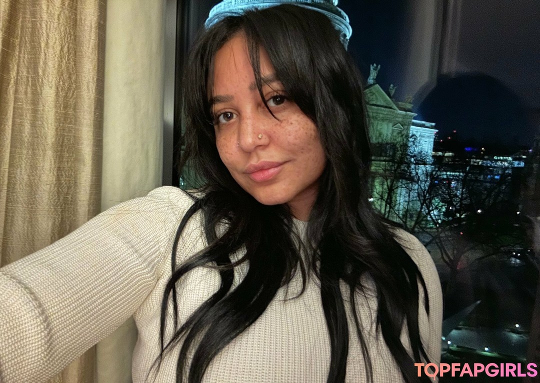 Foto di nudo di fuga di OnlyFans di Emily Cheree #976