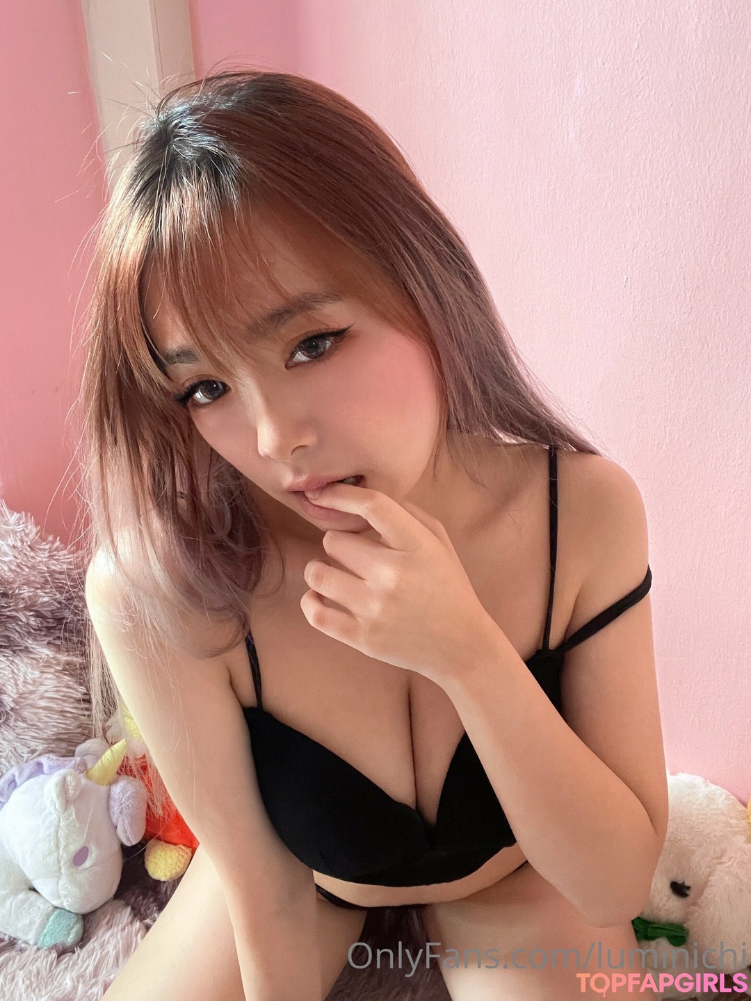 Foto di nudo di fuga di OnlyFans di Luminichi #79