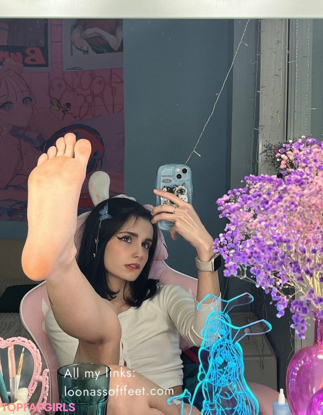 Foto di nudo di fuga di OnlyFans di Loona #1158