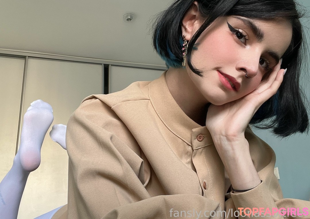 Foto di nudo di fuga di OnlyFans di Loona #1187