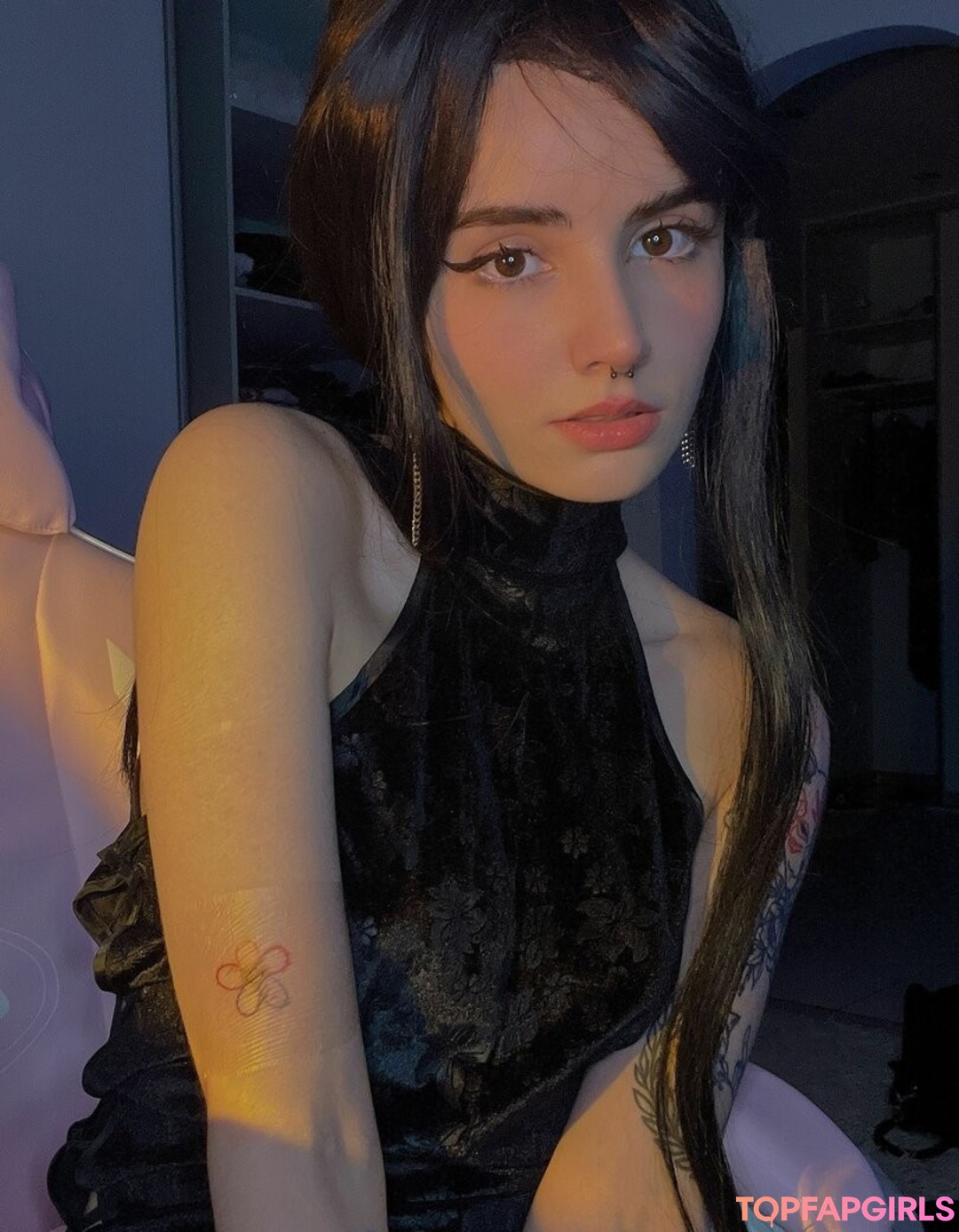 Foto di nudo di fuga di OnlyFans di Loona #1480
