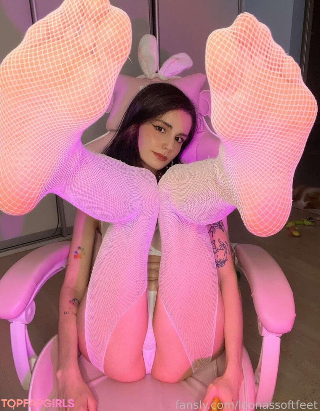 Foto di nudo di fuga di OnlyFans di Loona #1578