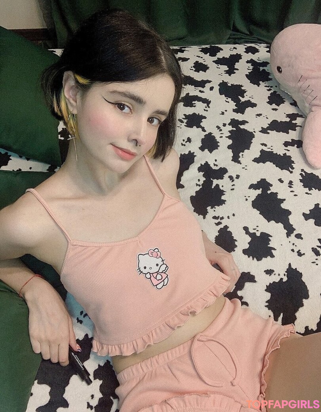 Foto di nudo di fuga di OnlyFans di Loona #247