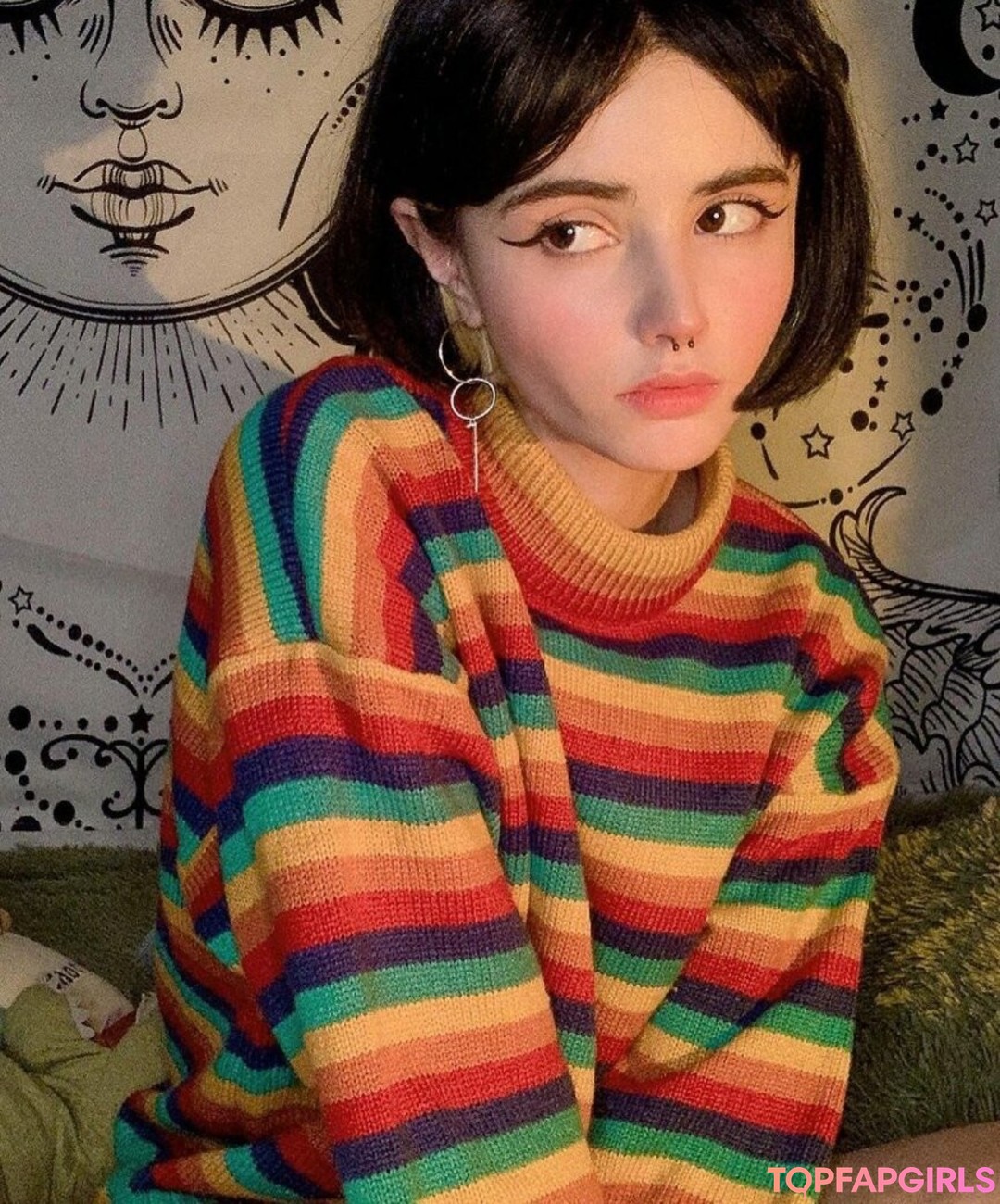 Foto di nudo di fuga di OnlyFans di Loona #337