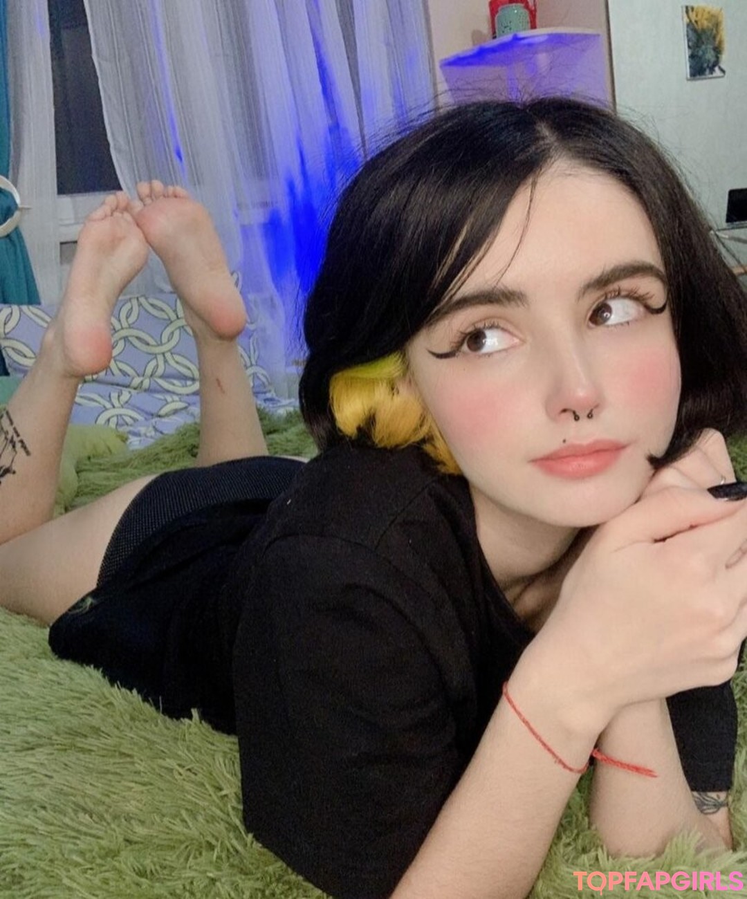 Foto di nudo di fuga di OnlyFans di Loona #350